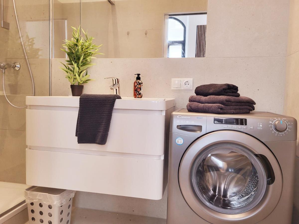 Novara City Apartment Вена Экстерьер фото